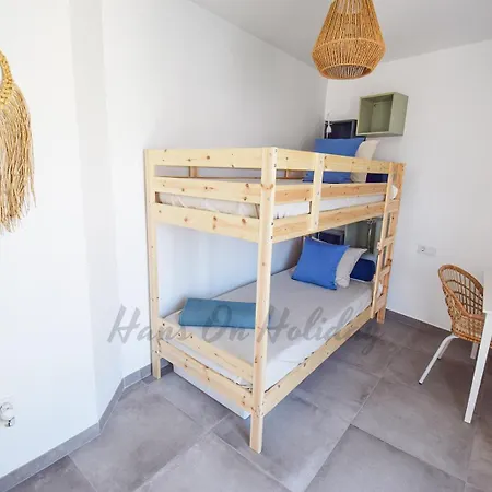Casa Geranio, 2 Bedroom With Amazing Views, Pool And Free Private Parking Hansonholiday Apartment *