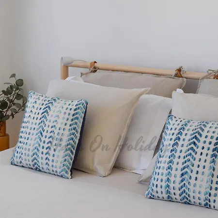Apartment Casa Geranio, 2 Bedroom With Amazing Views, Pool And Free Private Parking Hansonholiday